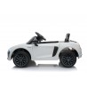 Audi R8 Spyder Voiture Electrique (2x35W) 100 x 59 x 44 cm - Marche av/ar, Phares, Musique, Ceinture et Télécommande parentale Audi R8 Spyder Voiture Electrique (2x35W) 100 x 59 x 44 cm - Marche av/ar, Phares, Musique, Ceinture et Télécommande parentale