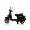 Scooter Electrique Vespa 18W pour Enfant - avec Klaxon, Système Audio et Roulettes de soutien Scooter Electrique Vespa 18W pour Enfant - avec Klaxon, Système Audio et Roulettes de soutien